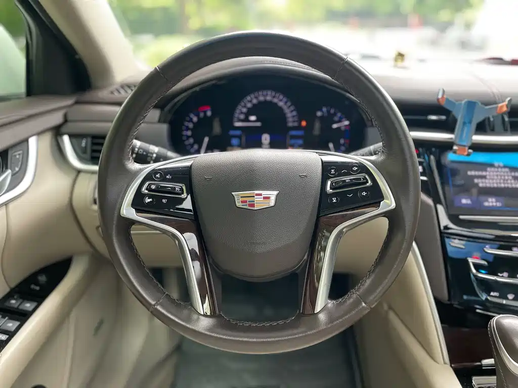 Cadillac XTS — миниатюра 14