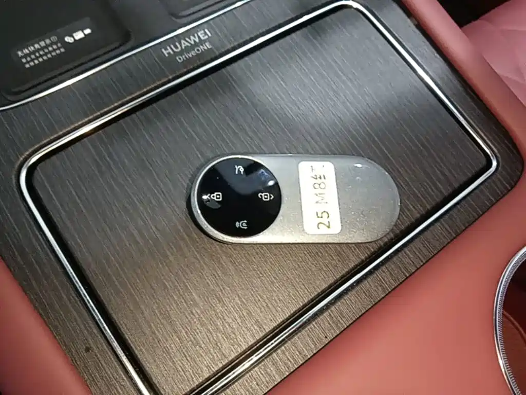 AITO AITO M8 — миниатюра 9