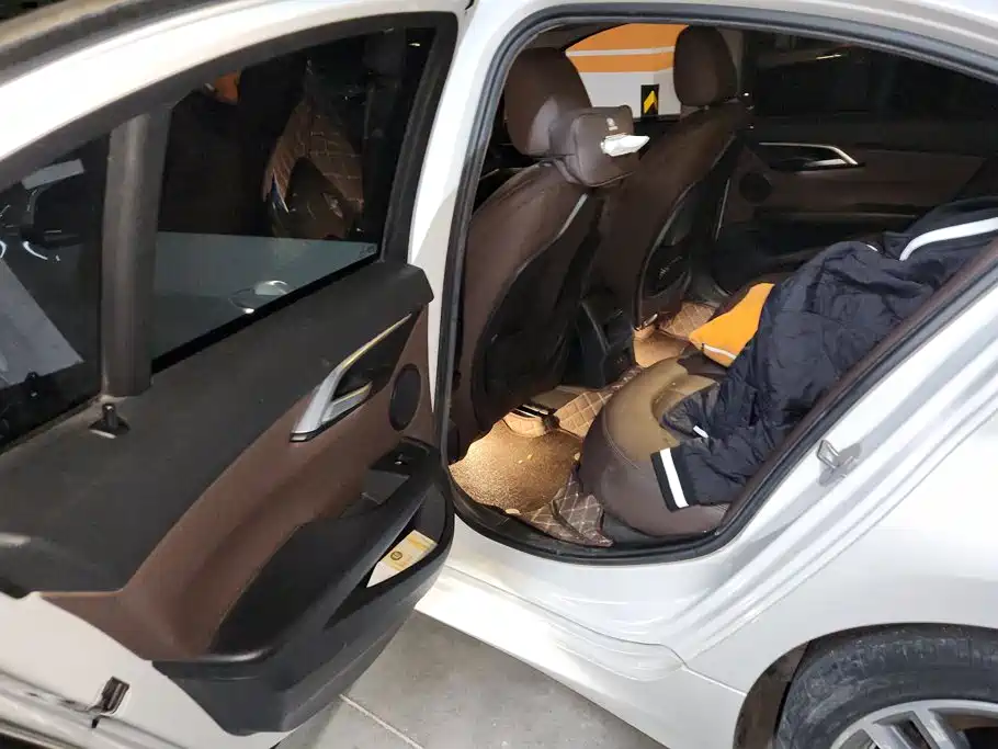 BMW 1 Series — миниатюра 11