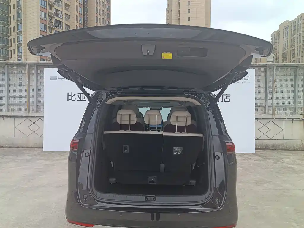 BYD Xia — миниатюра 19