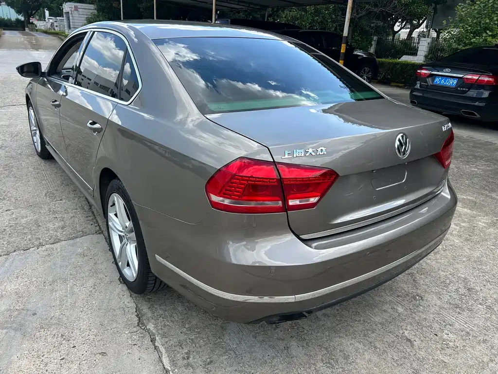 Volkswagen Passat — миниатюра 11