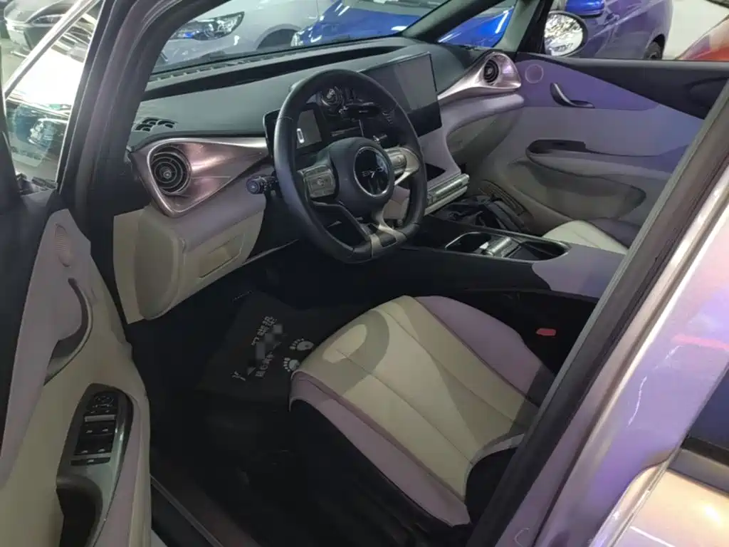 BYD Dolphin — миниатюра 16