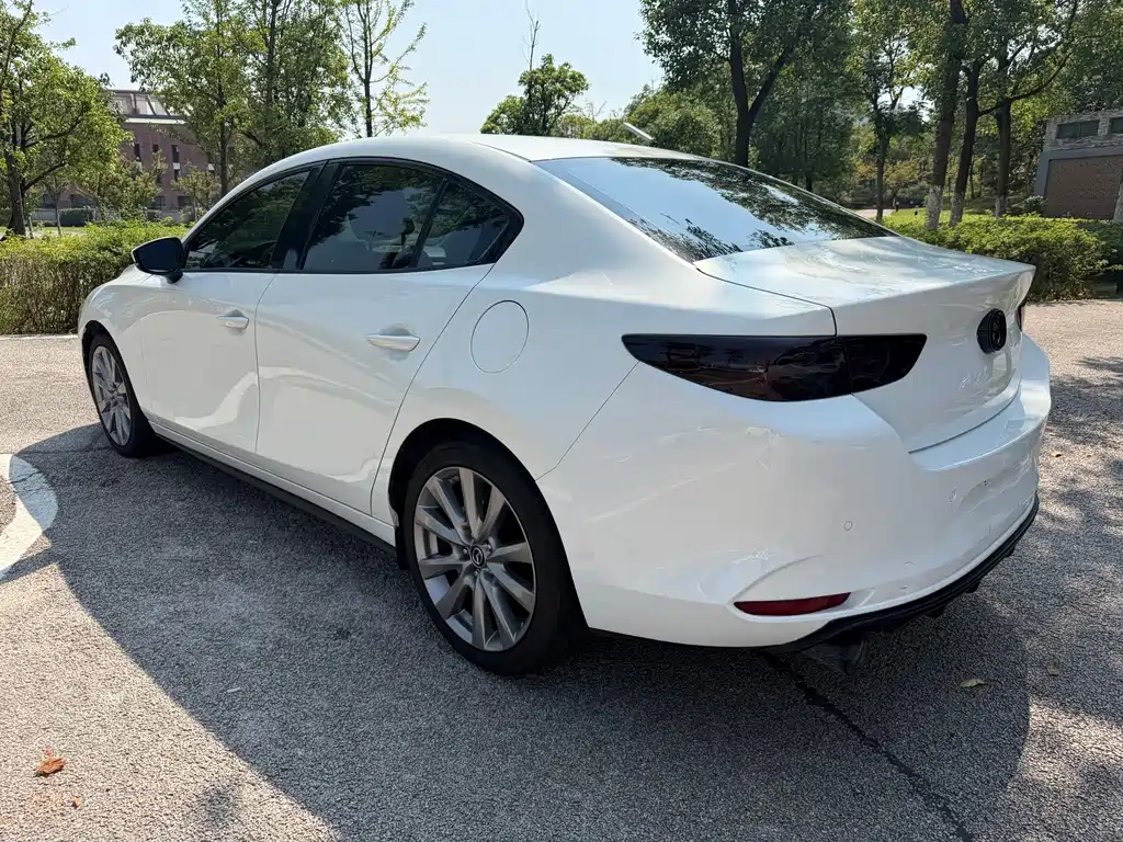 Mazda 3 Axela — миниатюра 7