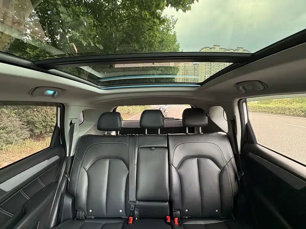 Roewe RX5 — миниатюра 23