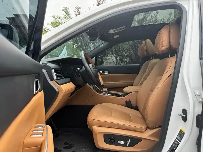 Li Auto ONE 2021 6 мест