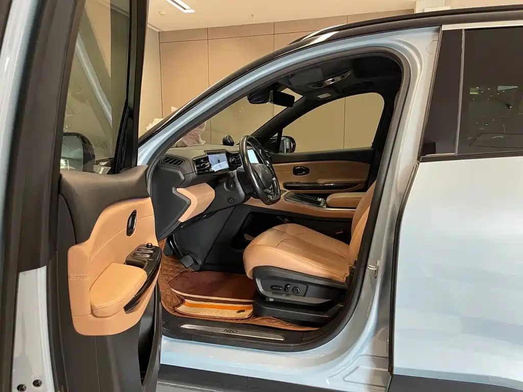 NIO ES6 — миниатюра 23