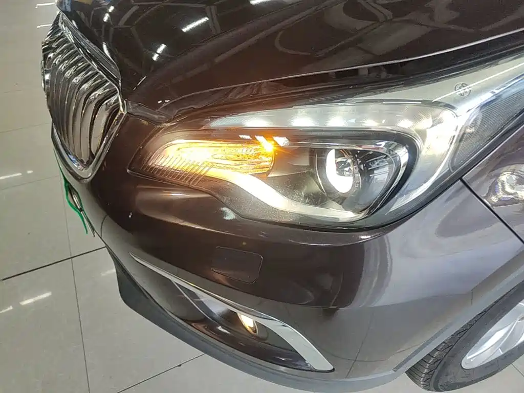 Buick Envision Plus — миниатюра 24