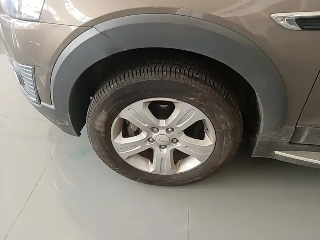 Chevrolet Captiva — миниатюра 23