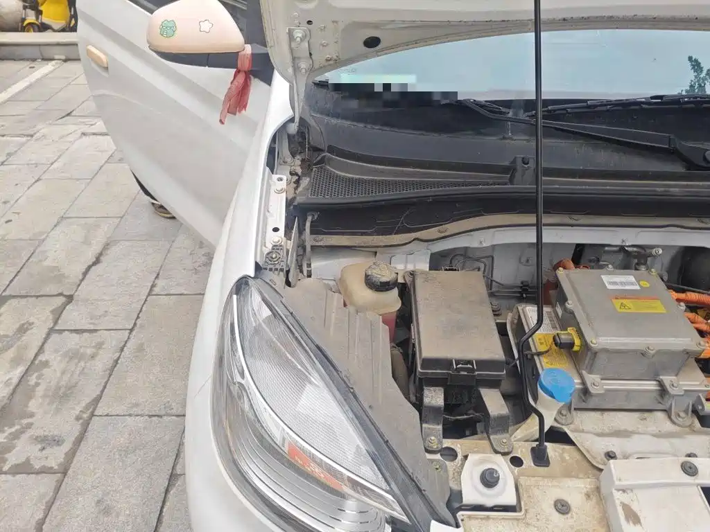 Roewe Clever — миниатюра 22