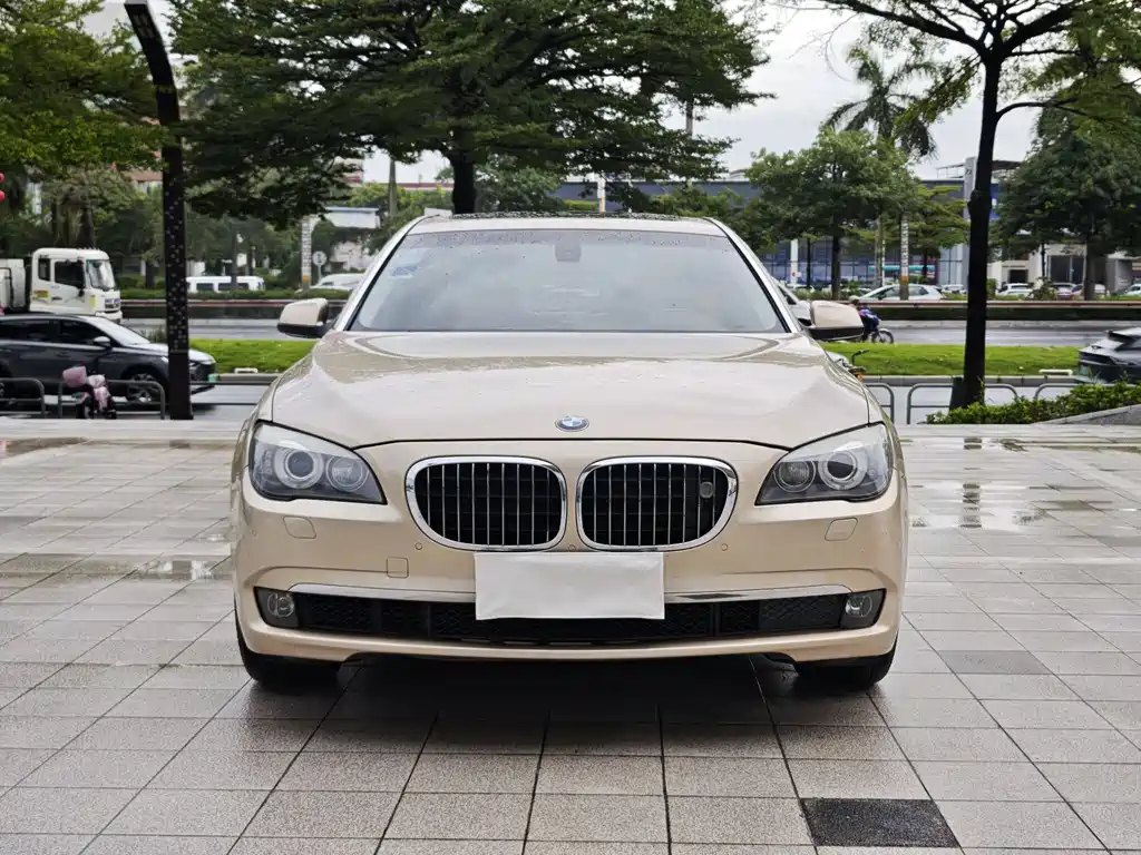 BMW 7 Series 7 2009 740Li Luxury