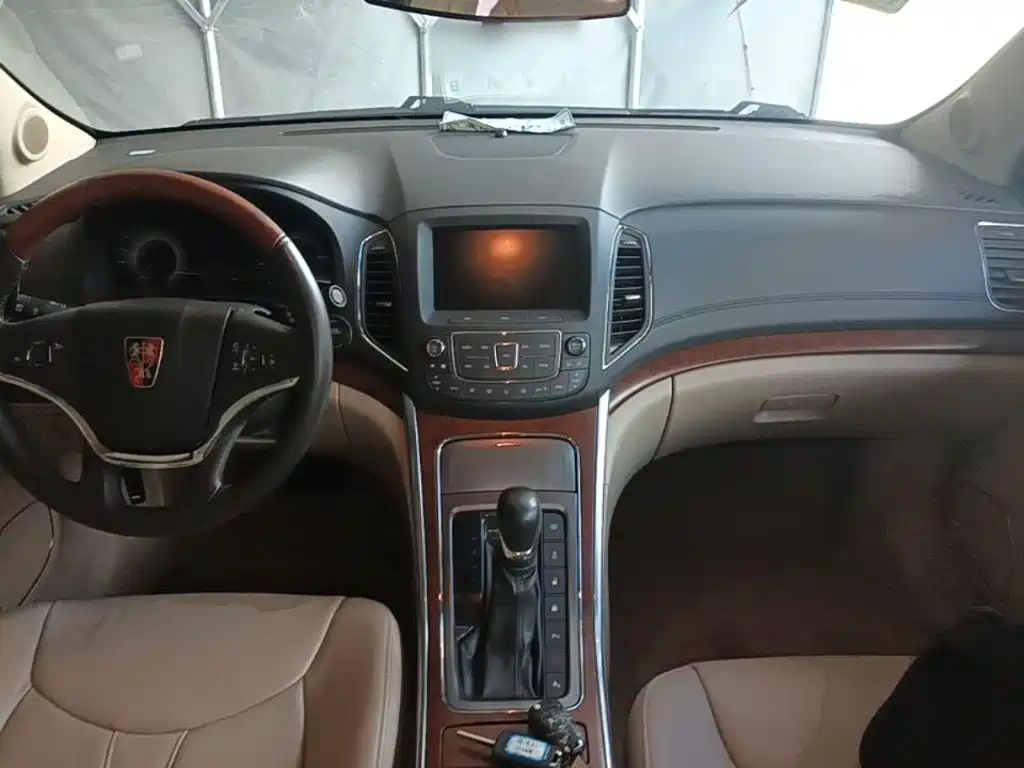 Roewe 950 — миниатюра 10