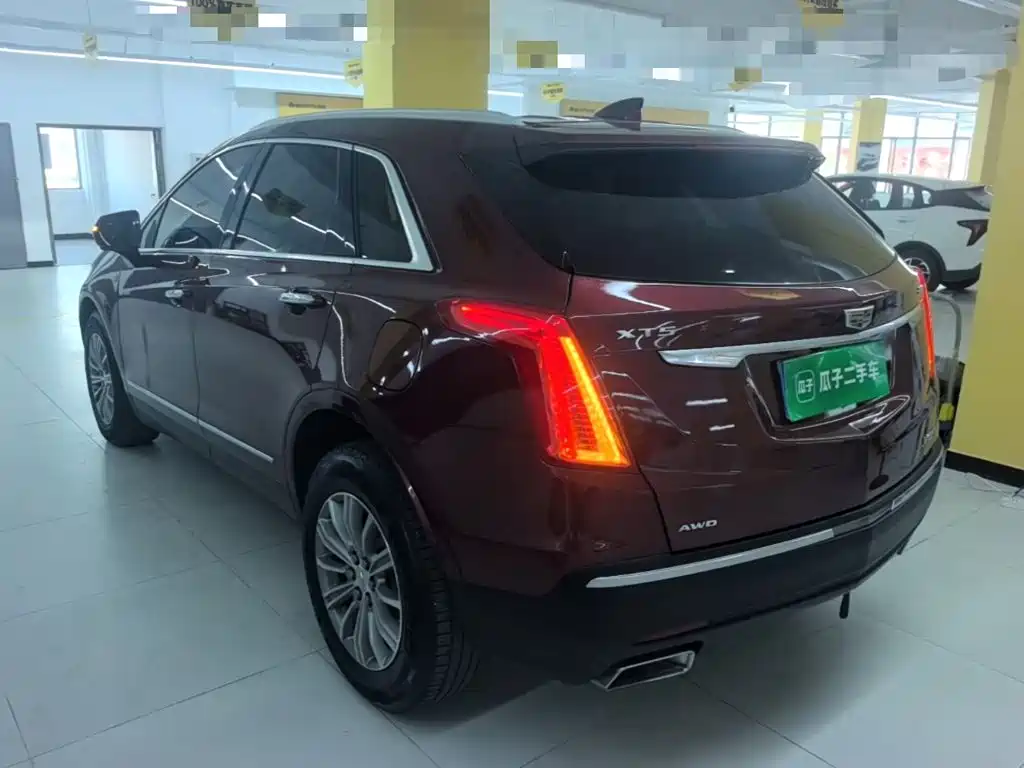 Cadillac XT5 — миниатюра 5