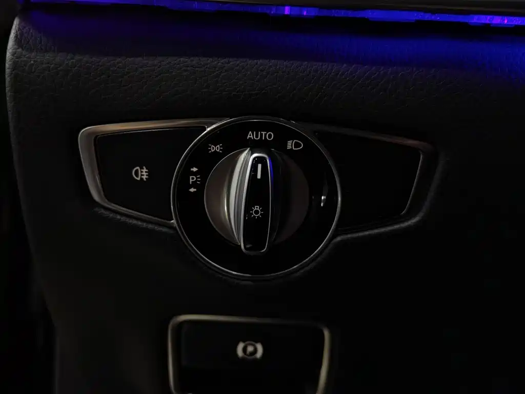 Mercedes-Benz S-Class — миниатюра 21
