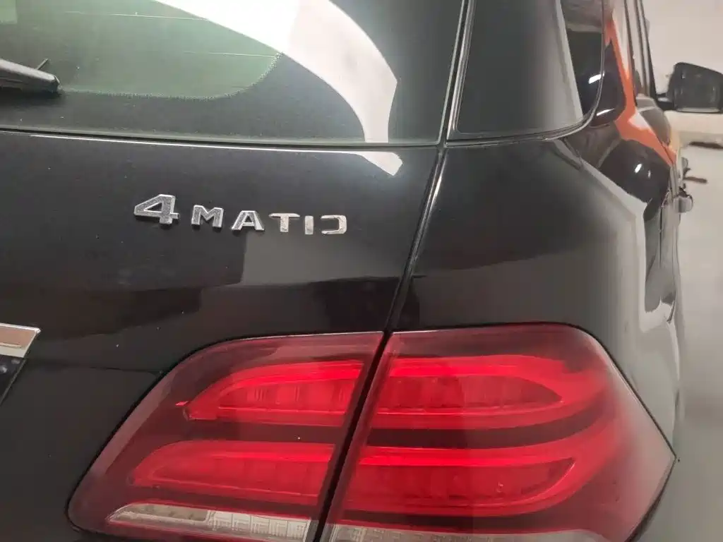 Mercedes-Benz GLE (Import) — миниатюра 15