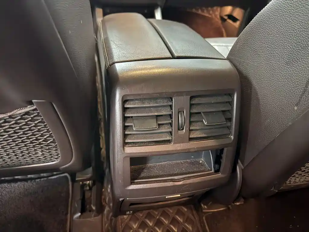 Mercedes-Benz GLE (Import) — миниатюра 6