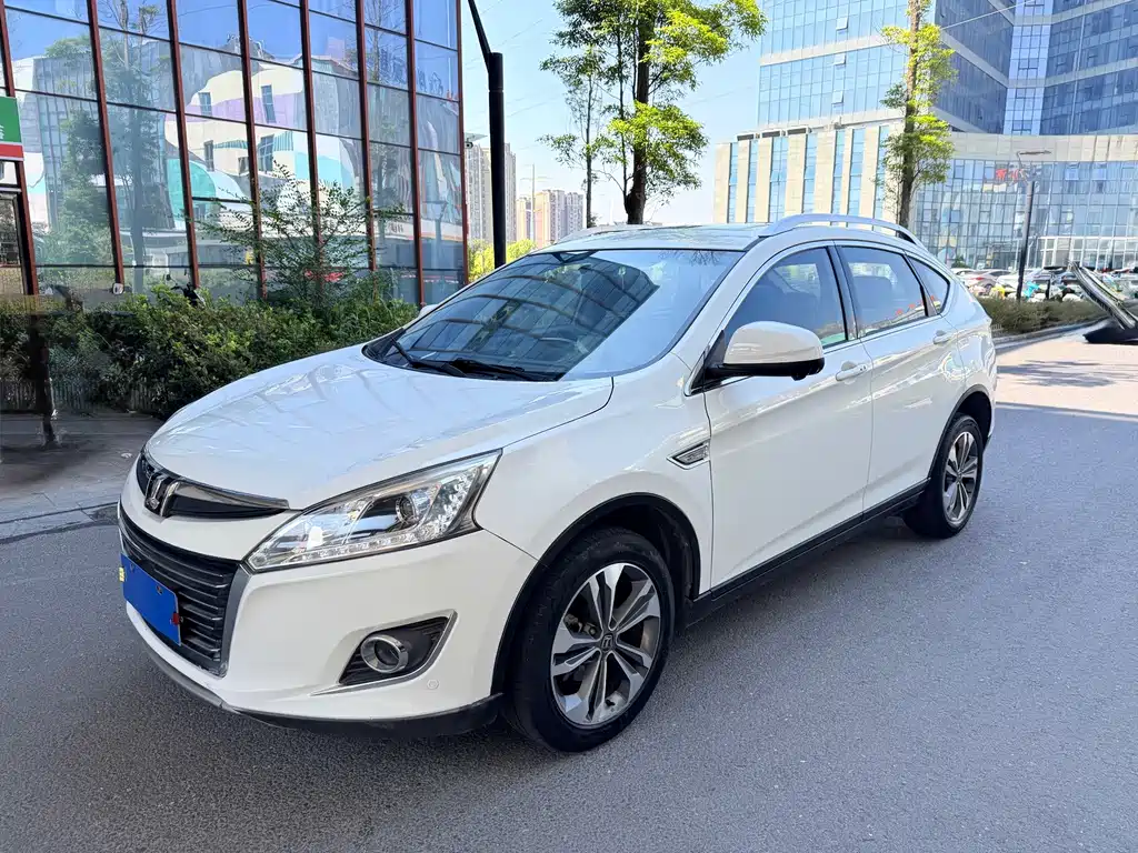 Luxgen U6