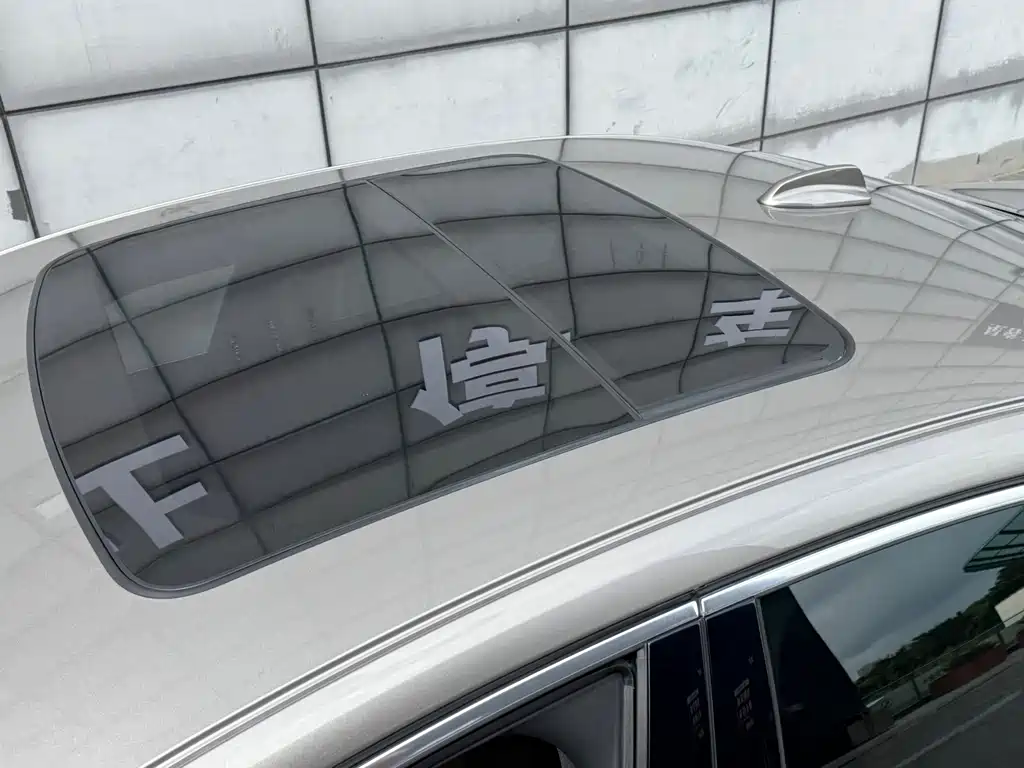 Volvo S60 — миниатюра 31