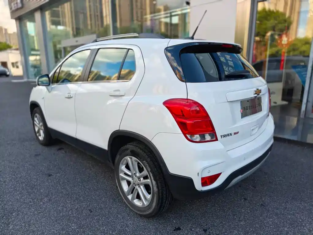 Chevrolet Trax — миниатюра 3