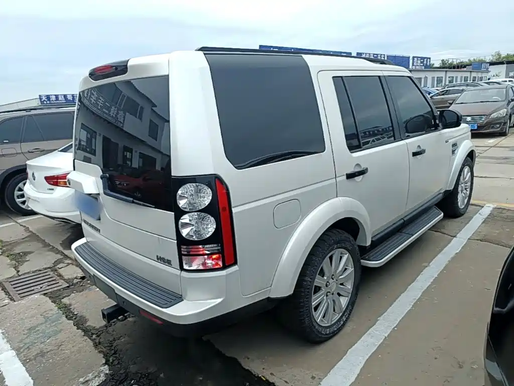 Land Rover Discovery — миниатюра 7