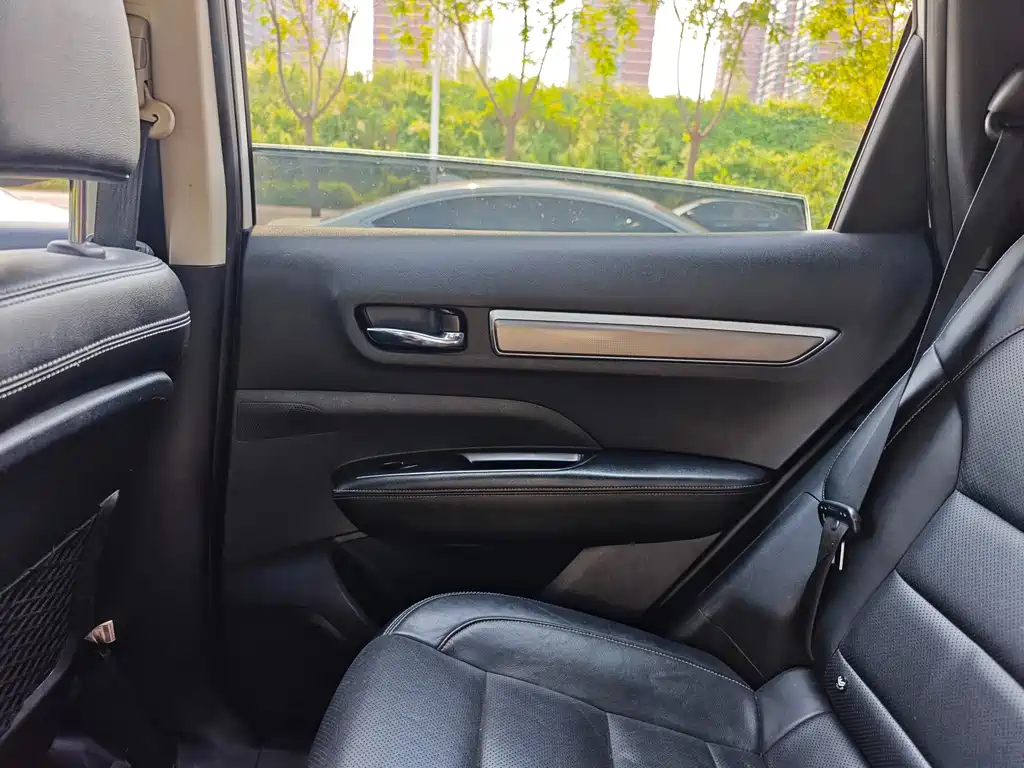 Renault Koleos — миниатюра 11