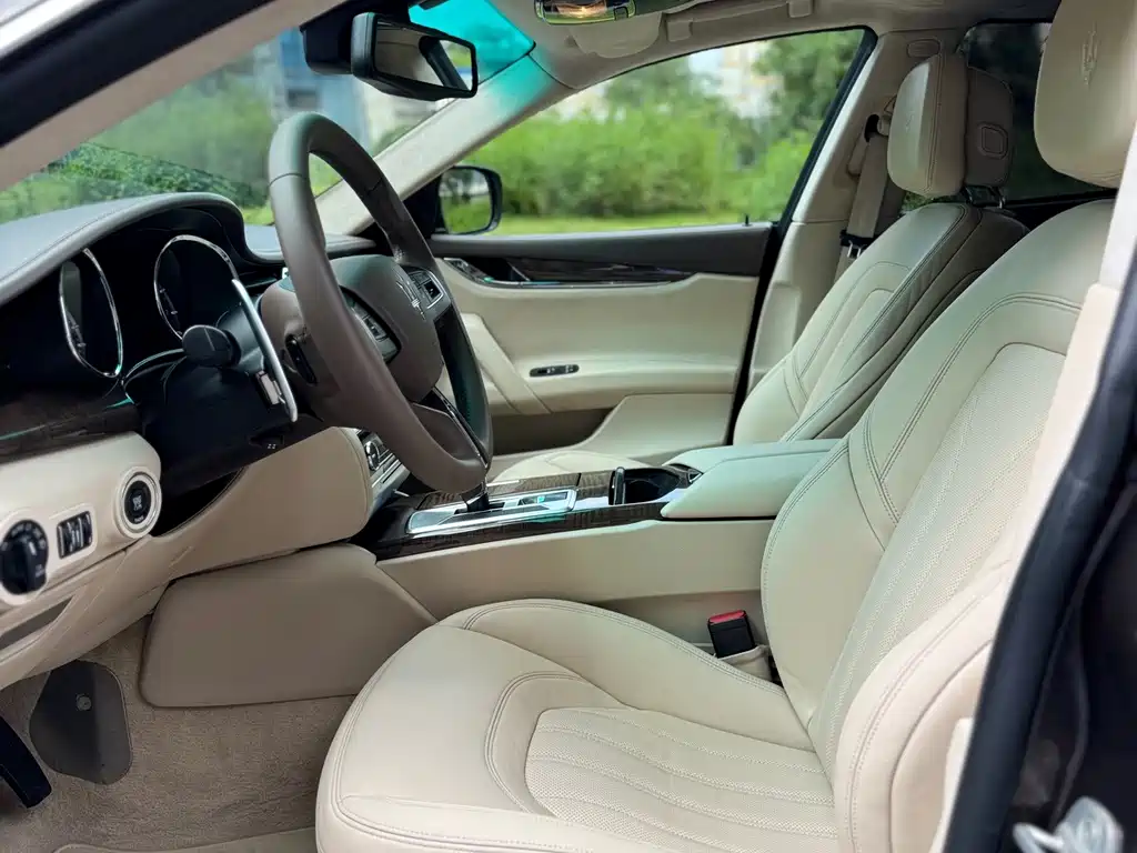 Maserati Quattroporte 3.8T Standard Type, фото 10