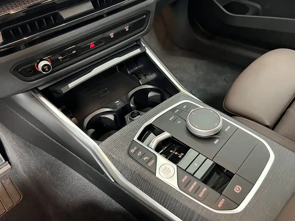 BMW 3 Series — миниатюра 7