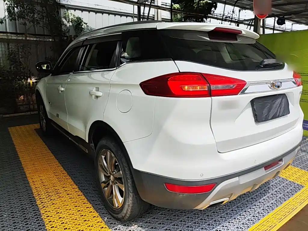 Geely Boyue — миниатюра 5