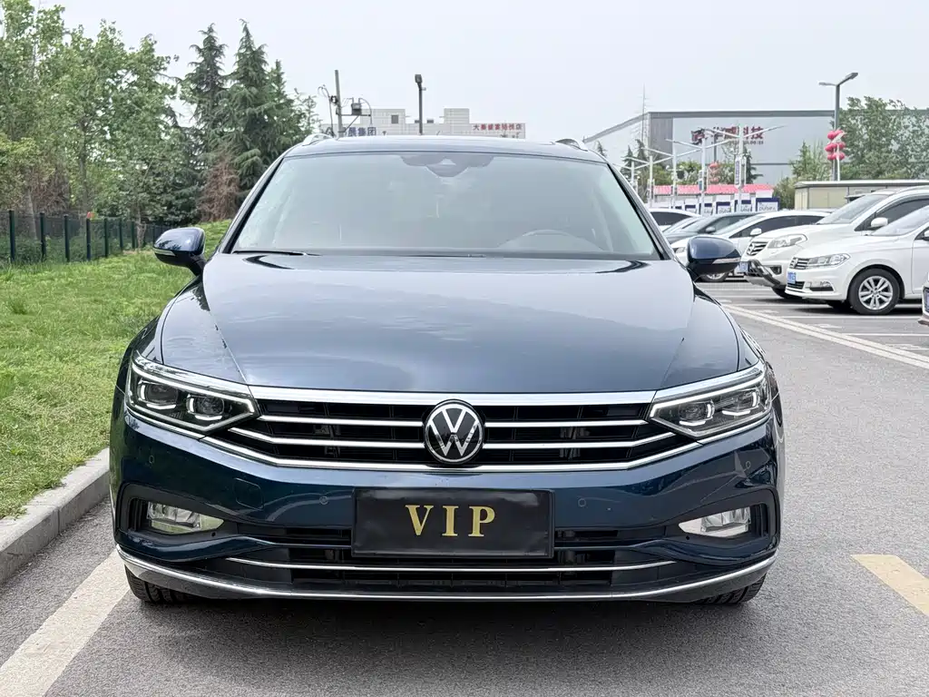 Volkswagen Passat Variant 2021 2.0T