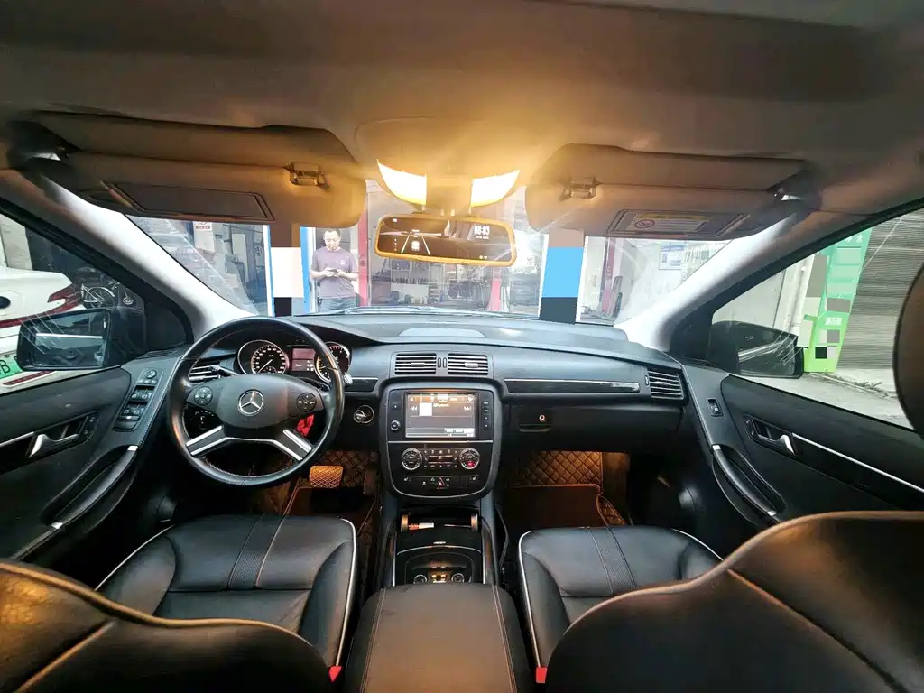 Mercedes-Benz R-Class — миниатюра 6