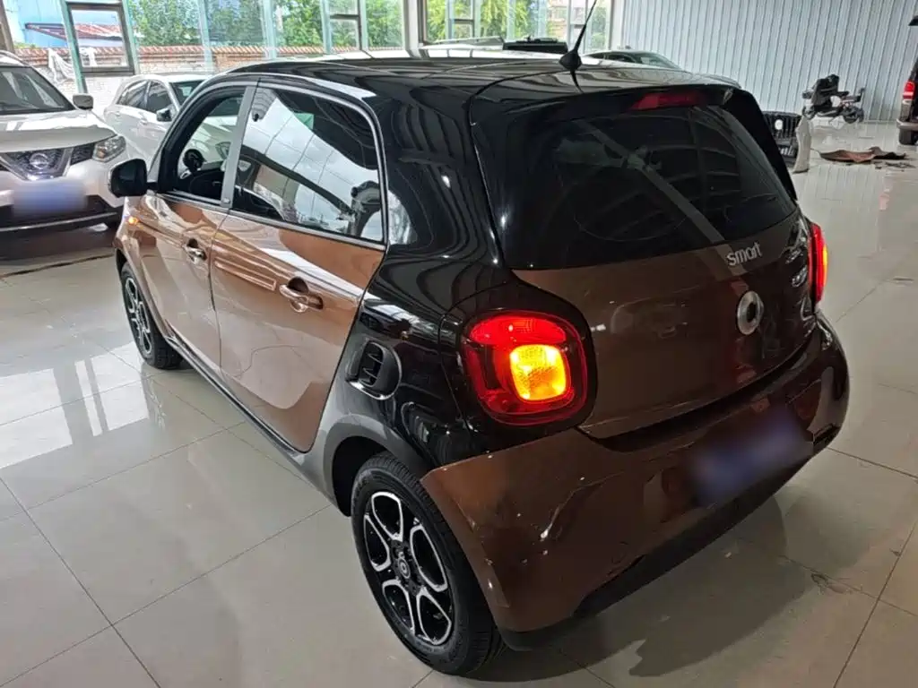 smart Smart Forfour — миниатюра 5