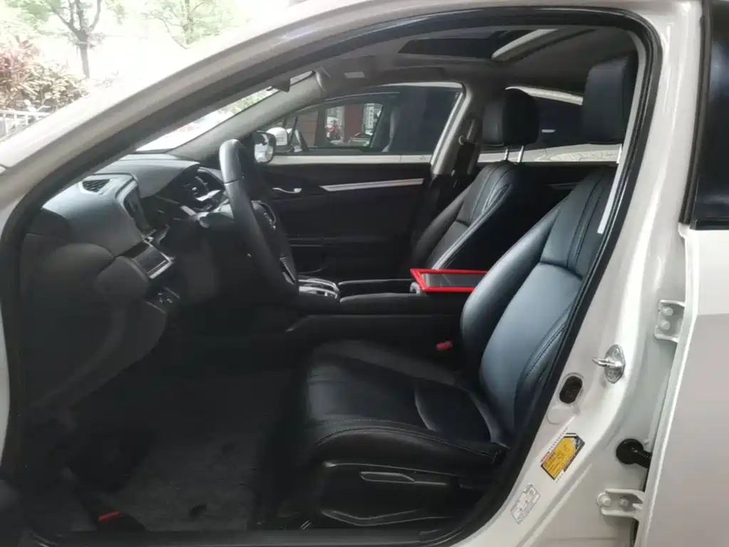 Honda Civic — миниатюра 15