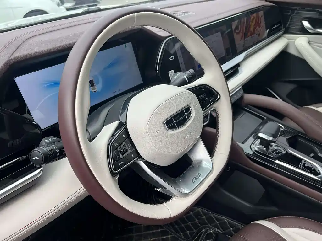 Geely Monjaro L 2021 2.0TD DCT EVO Comfort