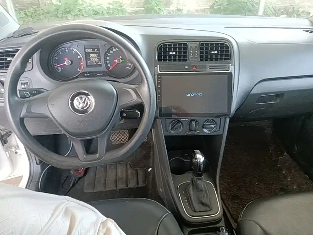 Volkswagen Polo — миниатюра 10