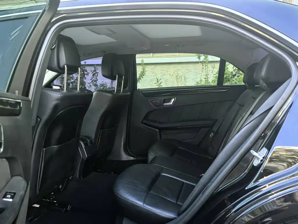 Mercedes-Benz E-Class E 260 L CGI Fashion Type, фото 8