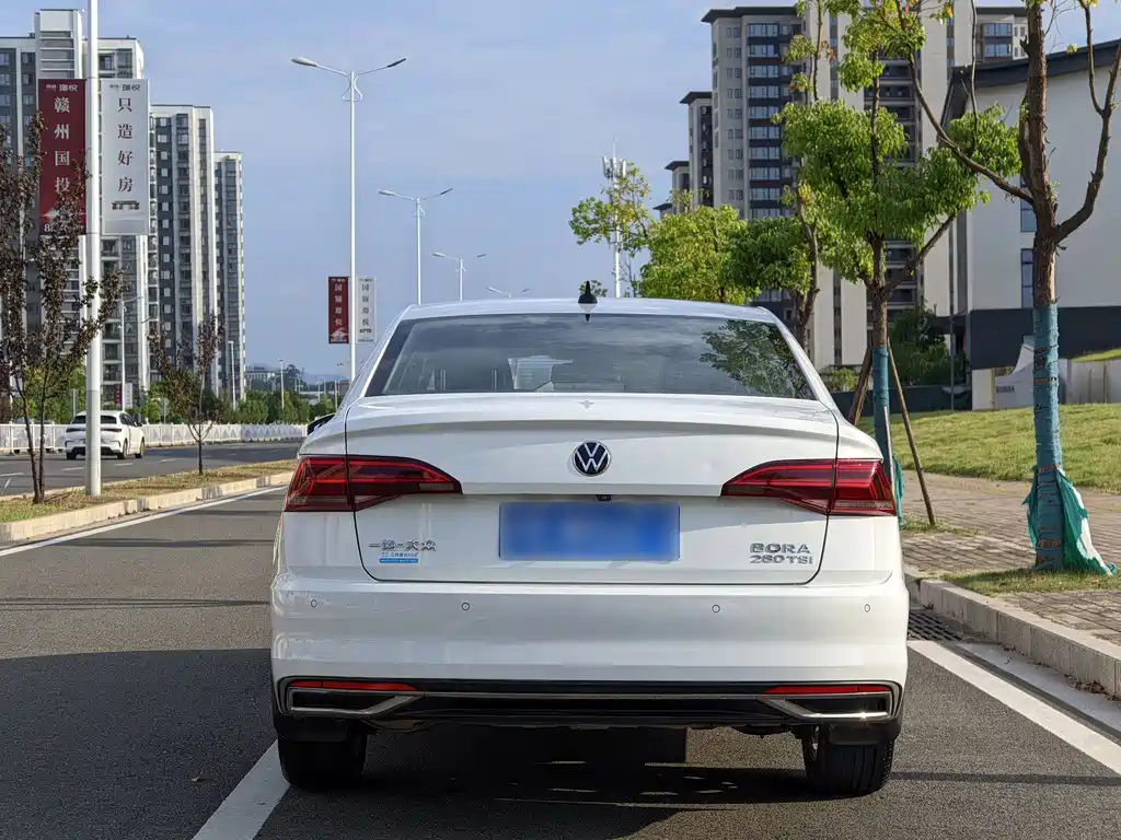Volkswagen Bora — миниатюра 3