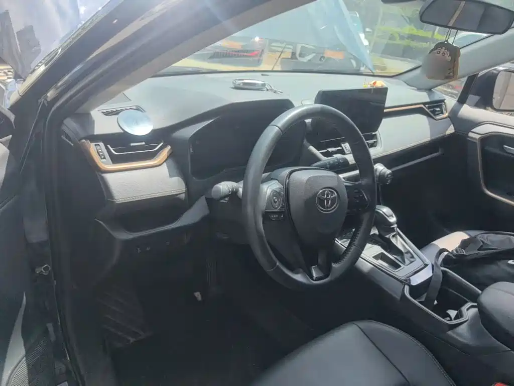 Toyota Wildlander — миниатюра 10