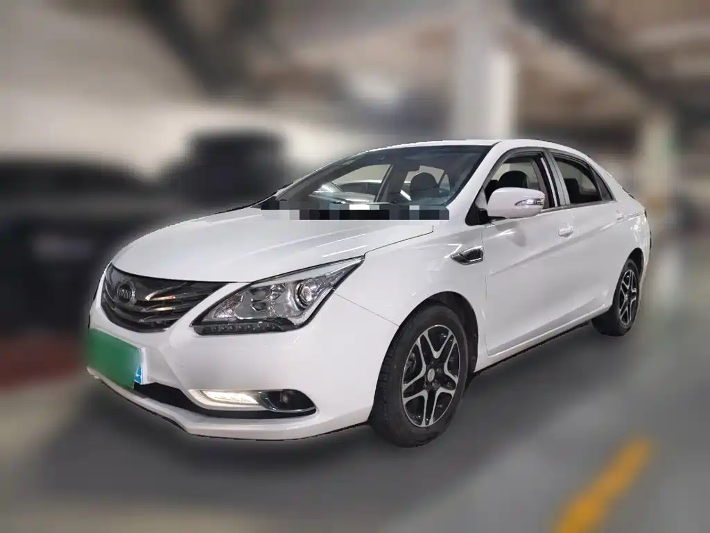 BYD G5 2015