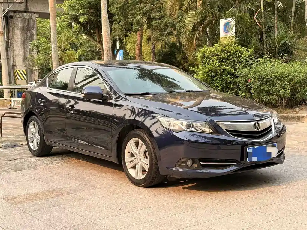 Acura ILX 2013 1.5L Hybrid