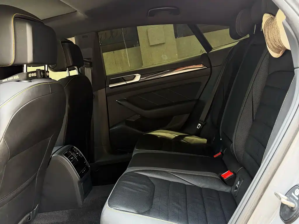 Volkswagen CC — миниатюра 8