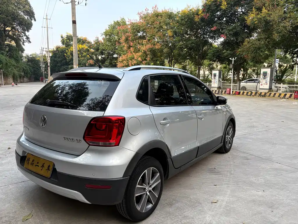 Volkswagen Polo — миниатюра 7