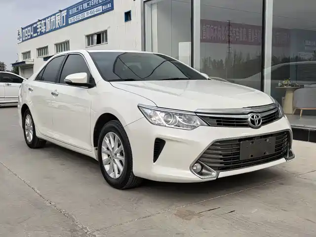 TOYOTA CAMRY 2017