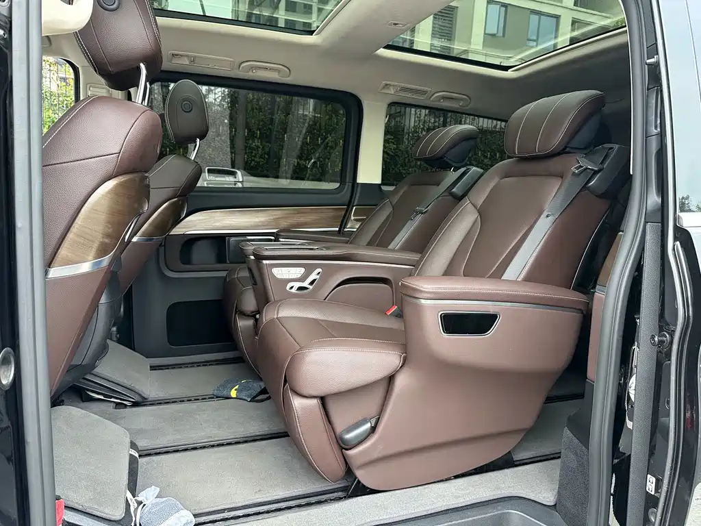 Mercedes-Benz V-Class — миниатюра 9