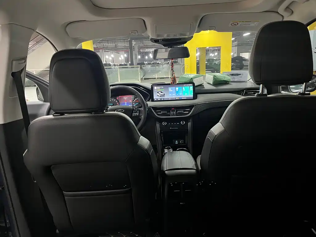Ford Escape — миниатюра 17