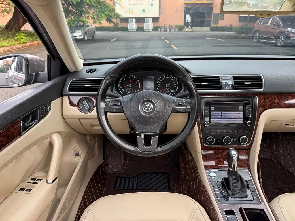 Volkswagen Passat — миниатюра 13