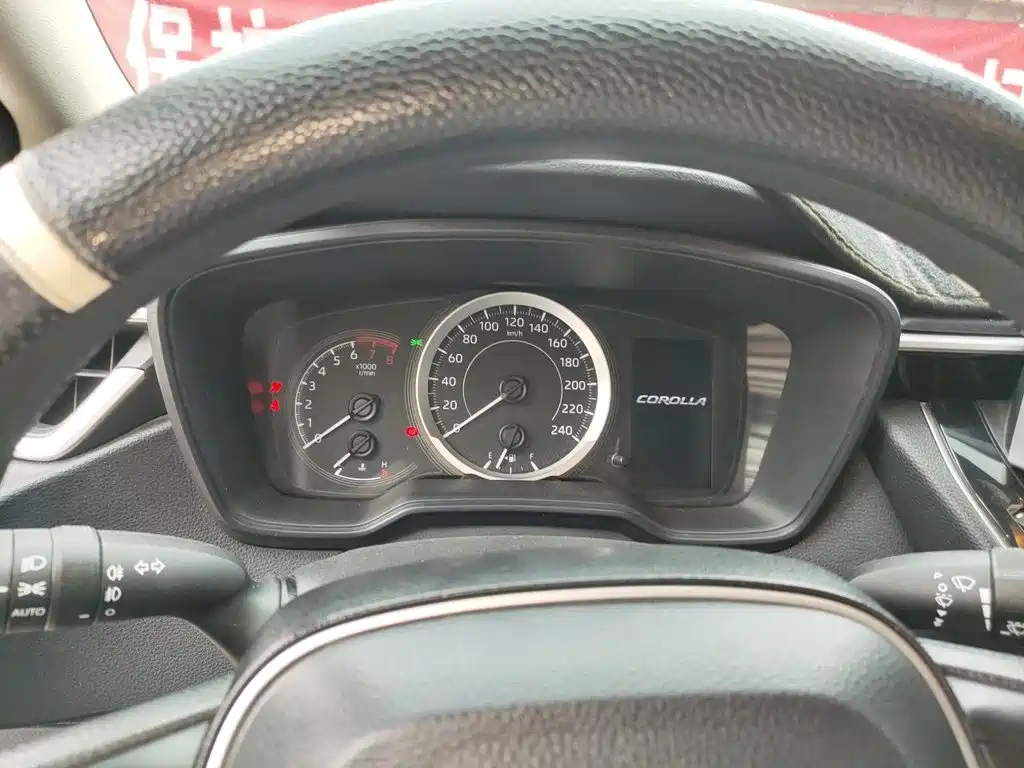 Toyota Corolla — миниатюра 4