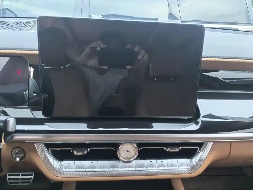 TANK TANK 500 NEW ENERGY