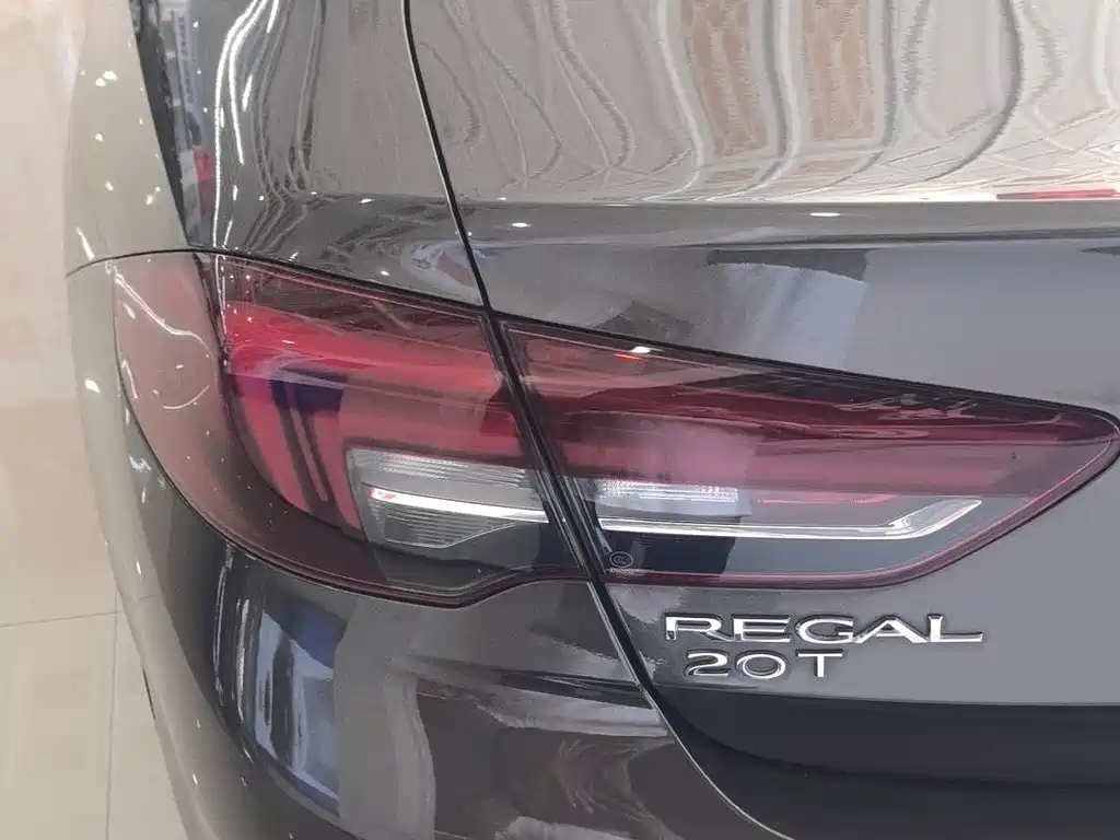 Buick Regal — миниатюра 5