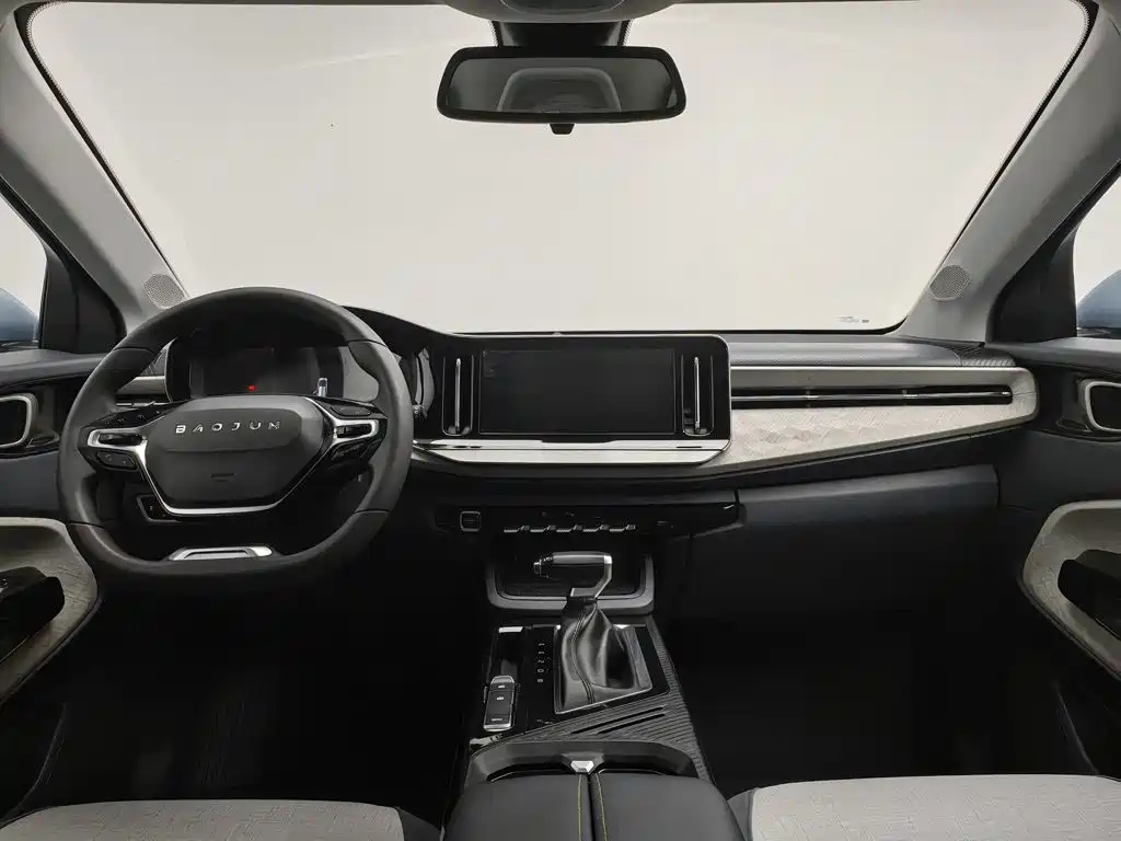 Baojun RM-5 — миниатюра 5