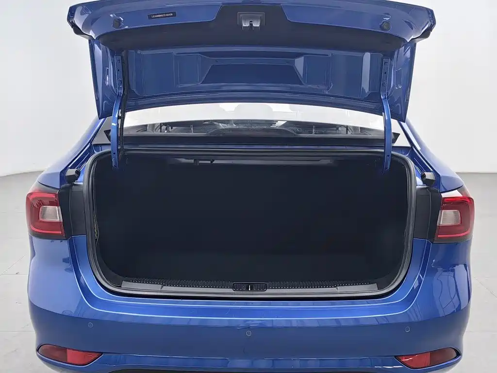 Roewe i5 — миниатюра 16