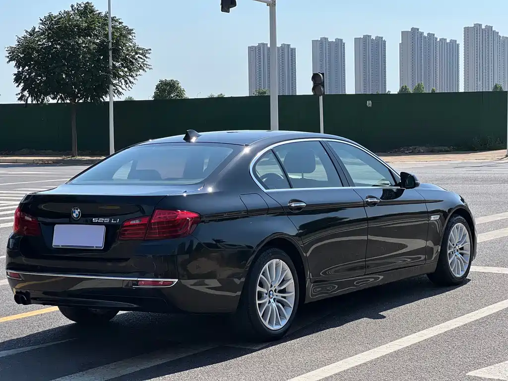 BMW 5 Series 5 2014 525Li Luxury